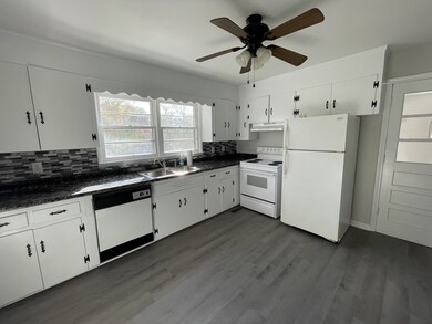 304 Rolling Rd, Shelbyville, TN 37160 - photo 5