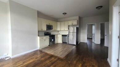 166 Armstrong Ave unit 2, Jersey City, NJ 07305 - photo 4