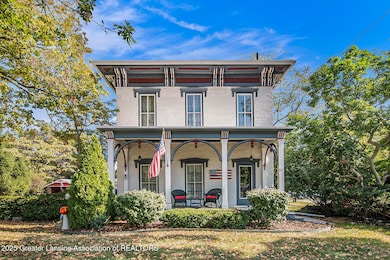 812 N Clinton St, Grand Ledge, MI 48837 - photo 2