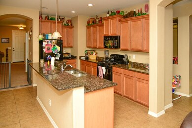 812 W Harvest Rd, San Tan Valley, AZ 85140 - photo 5