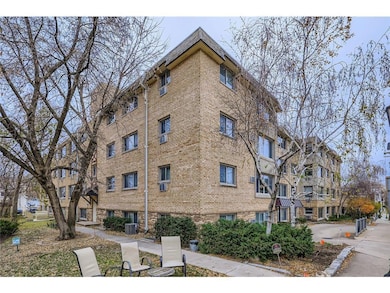 Condos at Lake Harriet II unit 102, Minneapolis, MN 55410 - photo 2