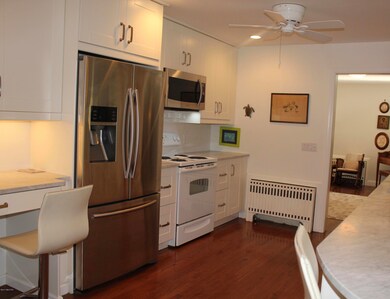 169 Silver Hill Ln, Stamford, CT 06905 - photo 6