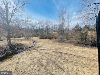 852 Trestle Ct, Pine Grove, PA 17963 - photo 4