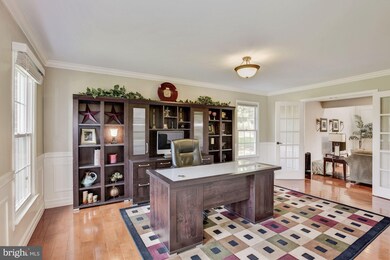 7833 Brookstone Ct, Ellicott City, MD 21043 - photo 5