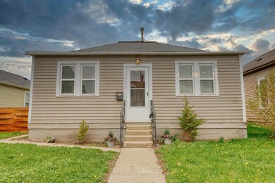 634 N Gould St, Sheridan, WY 82801 - photo 3