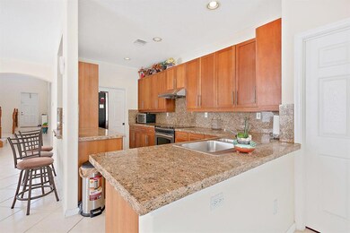 013-5280SancerreCir-LakeWorth-FL-small