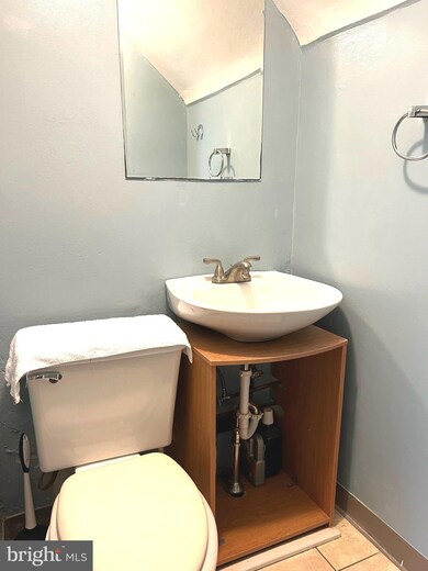 2828 Tolbut St, Philadelphia, PA 19136 - photo 3