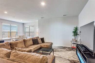 8900 Trumpeter Ln, Fort Worth, TX 76131 - photo 6