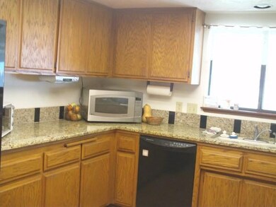 492 Country Aire Dr, Grants Pass, OR 97526 - photo 4