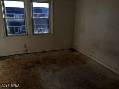 3722 Flowerton Rd, Baltimore, MD 21229 - photo 5