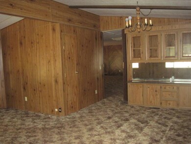 043-745737 - Dining Area 2