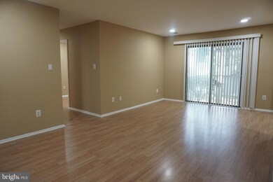 5 William Ellery Bldg, Blackwood, NJ 08012 - photo 2