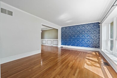 2158 Countryside Cir, Naperville, IL 60565 - photo 5