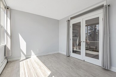 Versatile bonus room with wall to wall windows