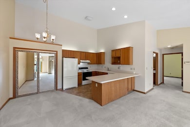 06-Kitchen and Dining