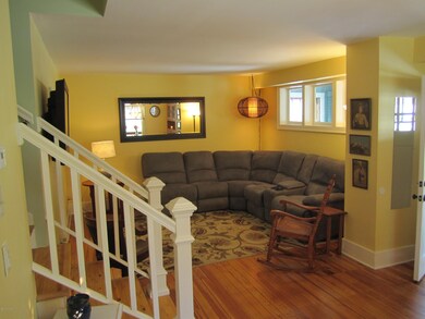 121 W Chart St, Plainwell, MI 49080 - photo 5