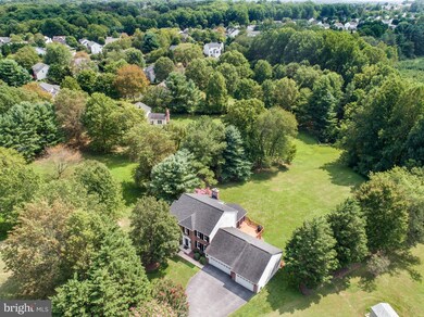 5388 Thames Ct, Sykesville, MD 21784 - photo 3