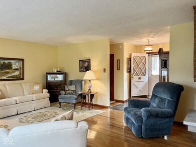 8026 Singleton St, Indianapolis, IN 46227 - photo 6