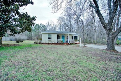 10372 Indian Rd, Gloucester, VA 23061 - photo 2