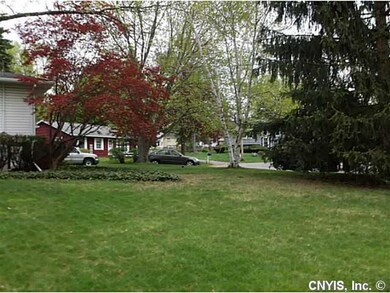 Exterior Front Large side yard, almost as big as t