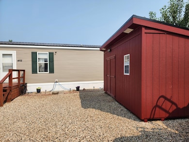 Shed (002)