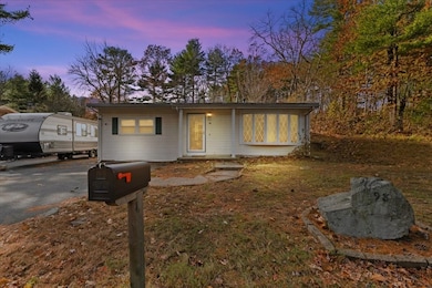 98 Glen Echo Blvd, Stoughton, MA 02072 - photo 3