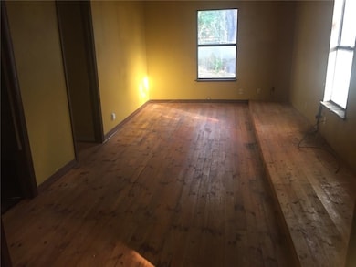 511 S Wood Ave, Fayetteville, AR 72701 - photo 3