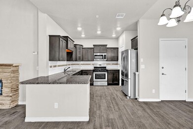 13618 Bradford St, Horizon City, TX 79928 - photo 6