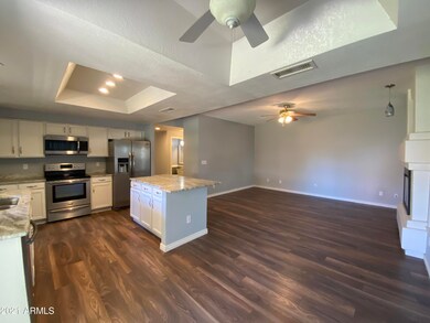 Kitchen - Family Room