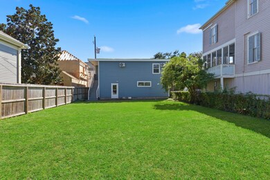 1415 Ball St, Galveston, TX 77550 - photo 7