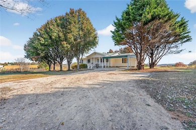 2039 Piedmont School Rd, Denton, NC 27239 - photo 3