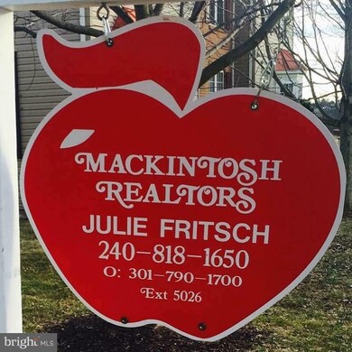 200 S Mont Valla Ave, Hagerstown, MD 21740 - photo 3