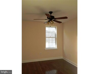 4504 Baker St unit 1, Philadelphia, PA 19127 - photo 5