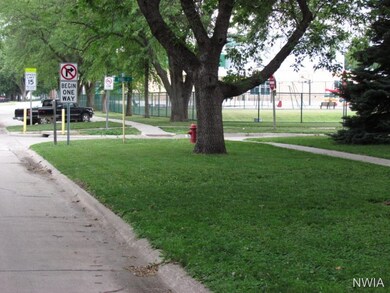 807 4th St, Onawa, IA 51040 - photo 4