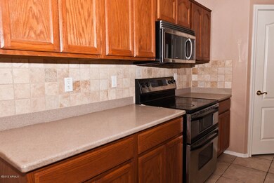 725 W Beth-5