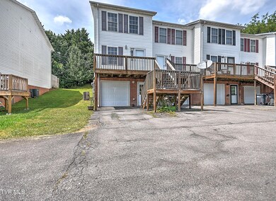 49 Tulip Grove #6 DOM-3