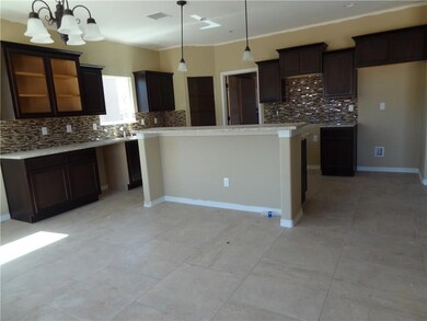 13515 Halifax St, Horizon City, TX 79928 - photo 4