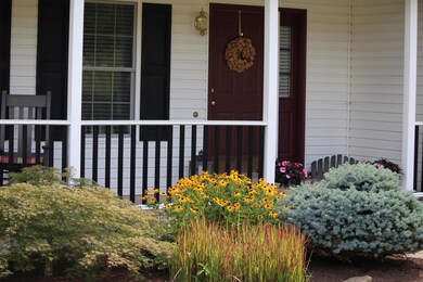 101 Brentwood Cir, Bloomsburg, PA 17815 - photo 2