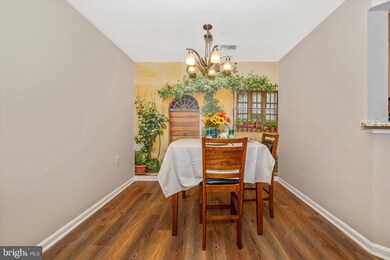 13101 Millhaven Place unit 9L, Germantown, MD 20874 - photo 5