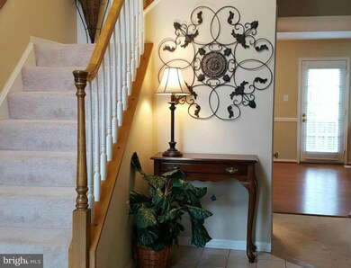 21813 Stonington Square, Sterling, VA 20164 - photo 3