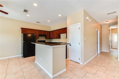 1811 George Bush Dr E unit 123, College Station, TX 77840 - photo 5