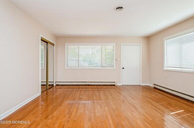 04_821JamaicaBlvd_10002_LivingRoom_HiRes