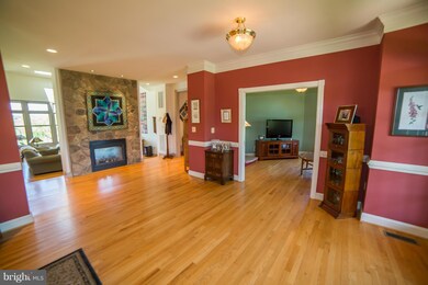 36876 Paxson Rd, Purcellville, VA 20132 - photo 7