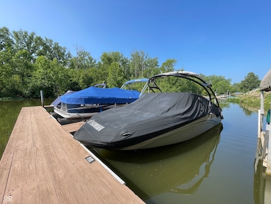 15097 Newburyport Dr, Fishers, IN 46040 - photo 2