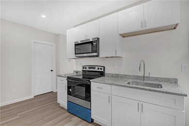 196 Benefit St unit 1, Pawtucket, RI 02861 - photo 4