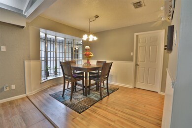 4215 Butternut Ct, Houston, TX 77088 - photo 6