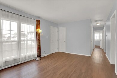 211 Tracy Rd, Whiteland, IN 46184 - photo 6