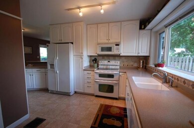 Guernsey Kitchen 2