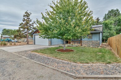 2662 SW 27th St, Redmond, OR 97756 - photo 5