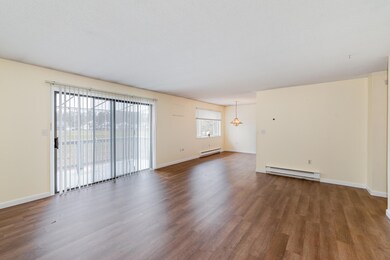 7 Susan Rd unit 7W, Buzzards Bay, MA 02532 - photo 5